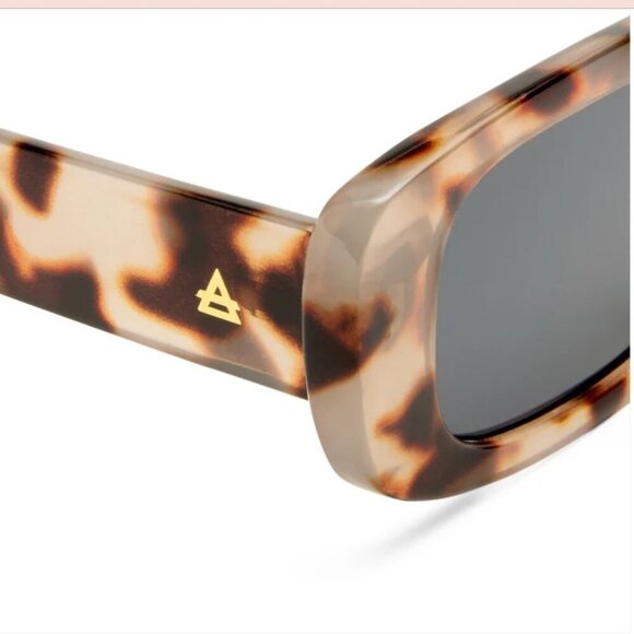 AIRE Ceres Cookie Tort Rectangle Sunglasses Brown Lens Unisex 90s Recycled NWT - Picture 4 of 10